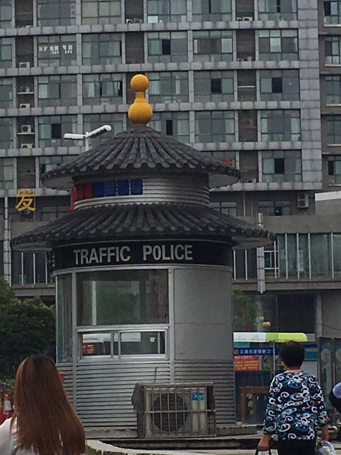 ������?f��)? /><i></i></a>
						        <div   id=